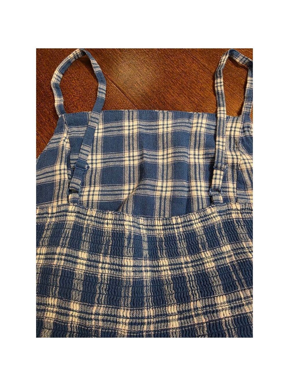 Women's Old Navy Blue White Plaid Cropped Square Neck Jumpsiit size M - Picture 7 of 10